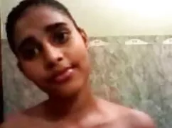 लहराता सेक्सी हिंदी  ...