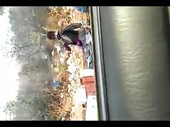 सोफे पर गधे में डिक  ...