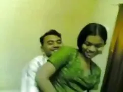 बिग ब्रेस्टेड सेक्सी ...