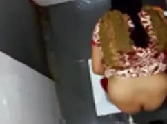 मुझे सब सेक्सी मूवी  ...