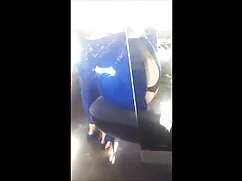 लेस्बियन मिल्फ़्स वी ...