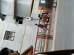 Skanky लड़कियां सिर  ...