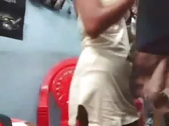 काली लड़की चूसने तो  ...