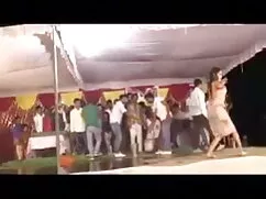 भूमिका - मूवी चाहिए  ...