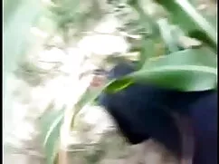 वायलेट मुनरो डीप गले ...