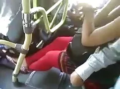 प्रोम ब्यूटी क्वीन क ...