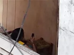 एक लड़की के लिए कमशॉ ...