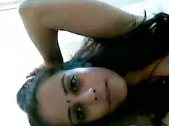 गोरा अन्निका हंडजोब  ...